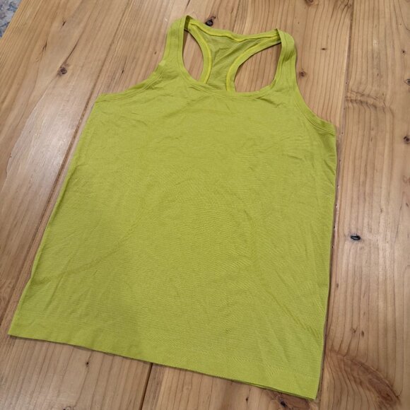 Lululemon Green Athletic Tank – Size 8 - Picture 4 of 4